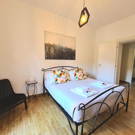 Apartamento Flavel Colosseo Roma Exterior foto