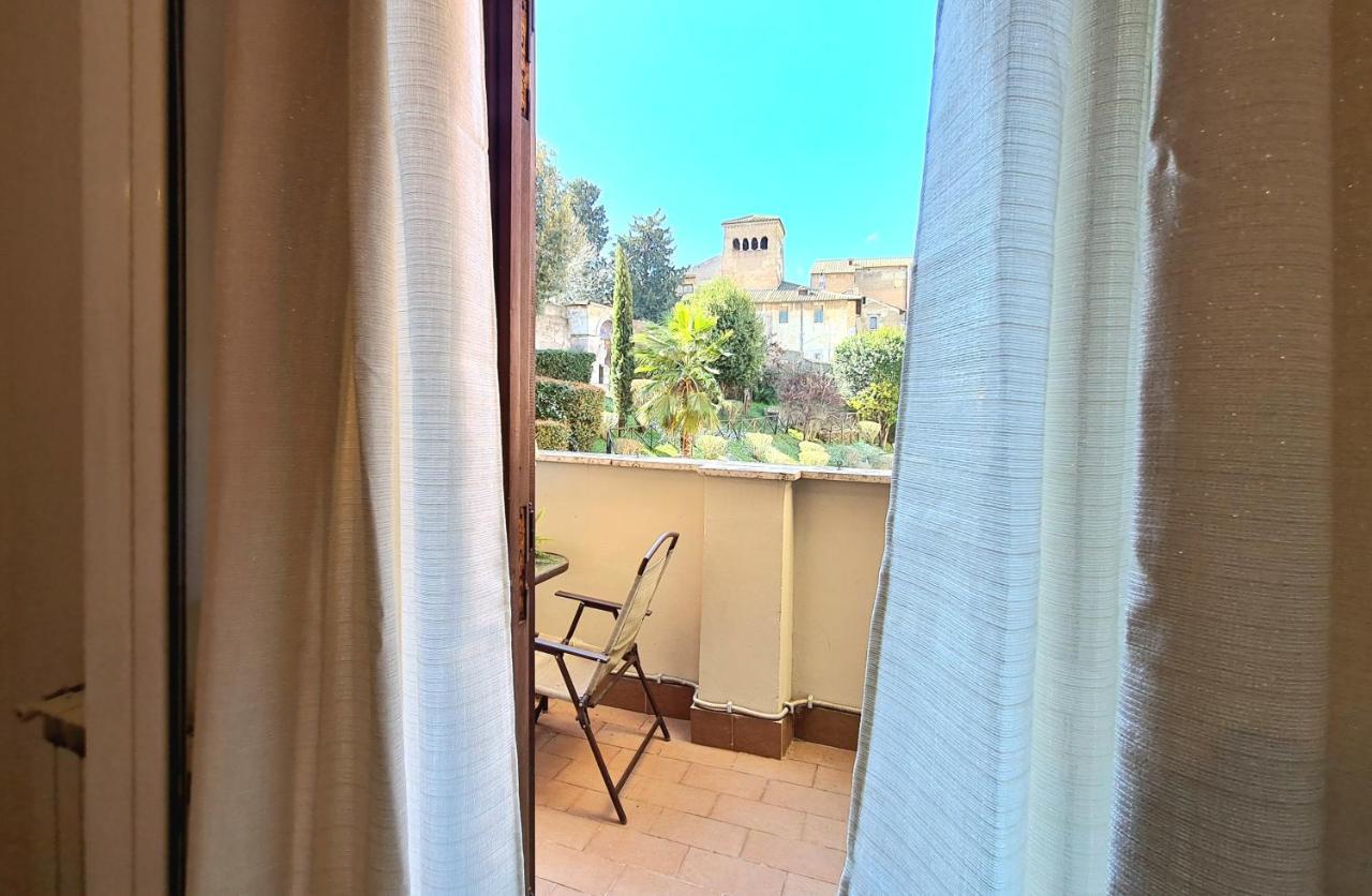 Apartamento Flavel Colosseo Roma Exterior foto